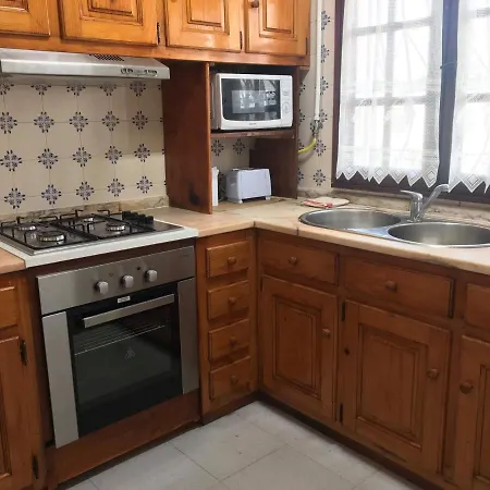 Petit Chalet شاليه *